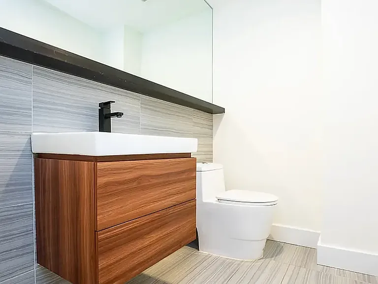 1499 Jefferson Ave #1F — Photo 8