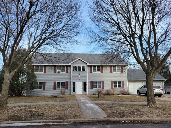 120 N Lewis St APT 3
