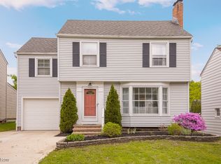 1164 Croyden Rd, Lyndhurst, OH 44124