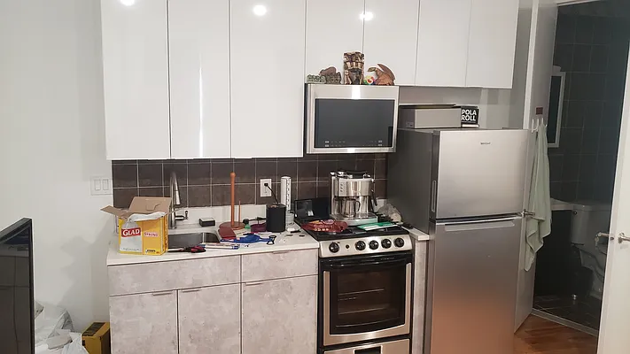 Rented by Nooklyn NYC LLC | media 25