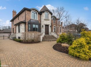 1761 Elliott St, Park Ridge, IL 60068