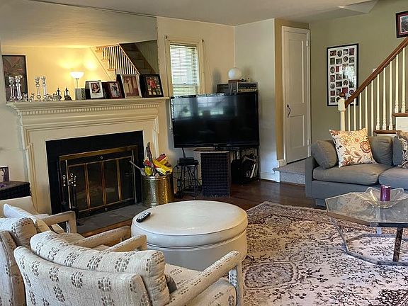 4th image of 1003 Aikens Ln