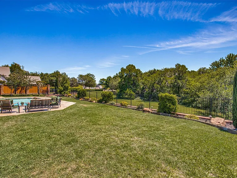 5304 Seascape Ln — Photo 7