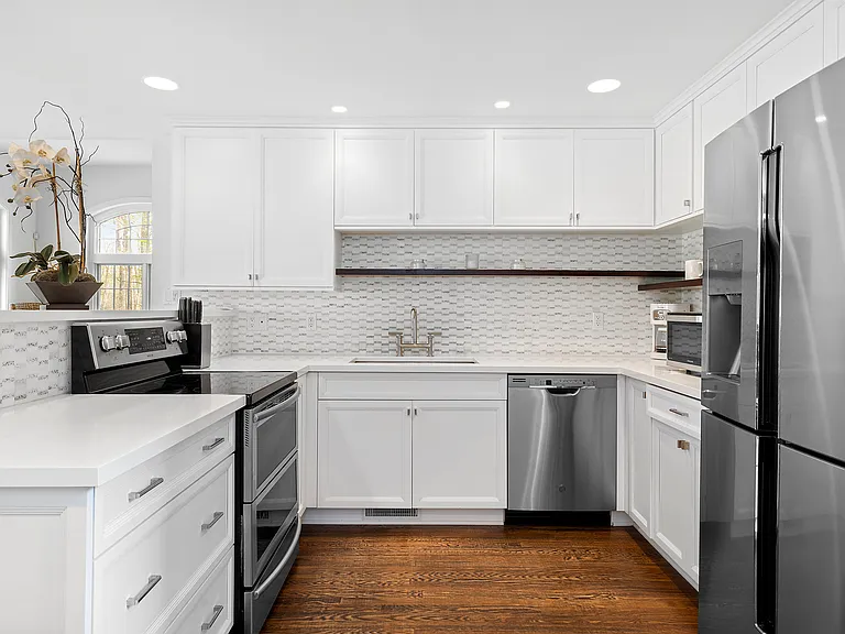 2795 Deerfield Rd — Photo 13