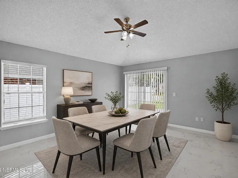 490 Hillside Dr — Photo 10