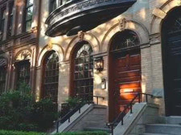 128 East 95th Street image 2 of 40