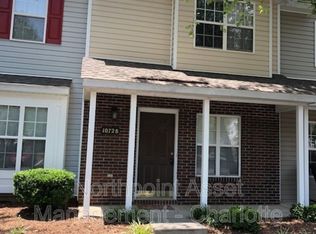 10728 Holly Ridge Blvd, Charlotte, NC 28216