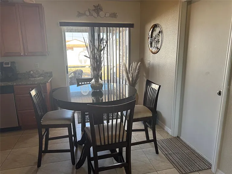 4399 Mundella Cir — Photo 9