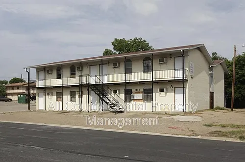 1808 N 8th St Photo 1