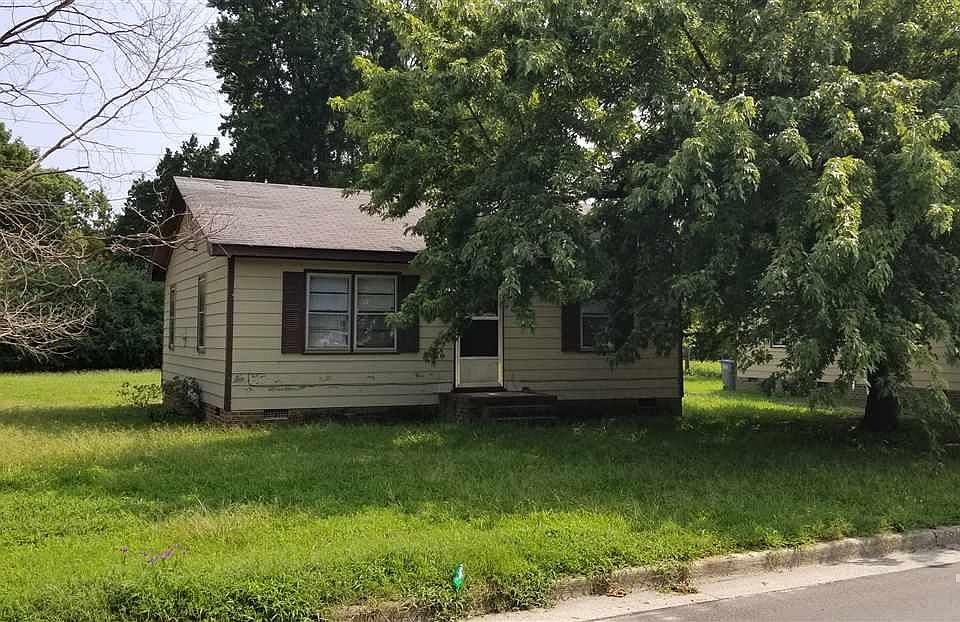 2nd image of 428 Arrington Ave