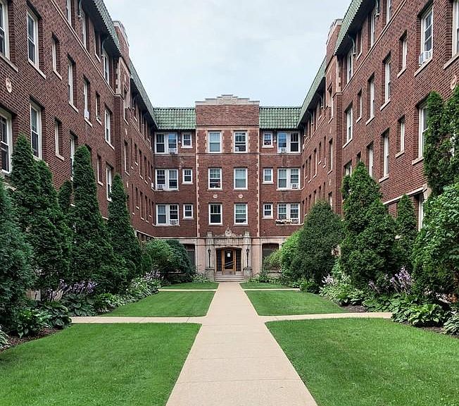 Hampden Court Apartment Rentals Chicago, IL Zillow