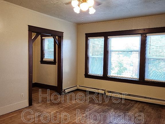 4th image of 542 S 3rd St W
