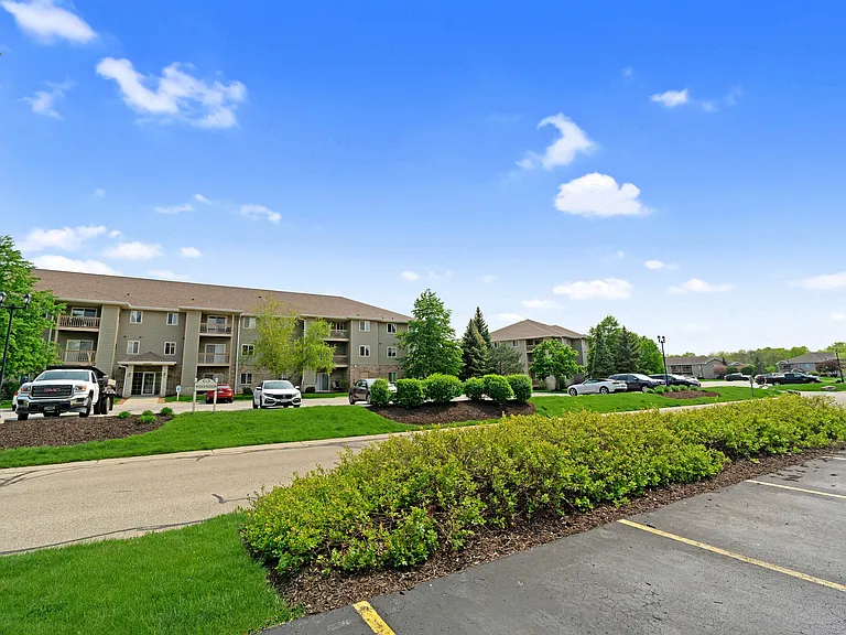 Saddlebrook Resident Building Exterior
