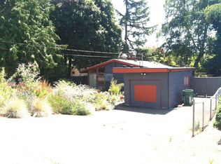 1911 NE 137th St, Seattle, WA 98125