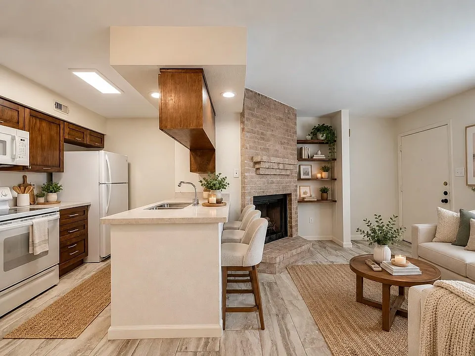 250 El Dorado Blvd #207
