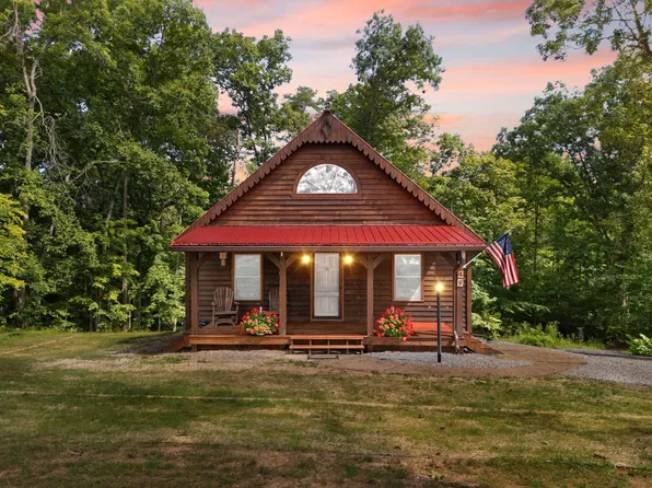 249 Diamond Ln, Wallingford, KY 41093