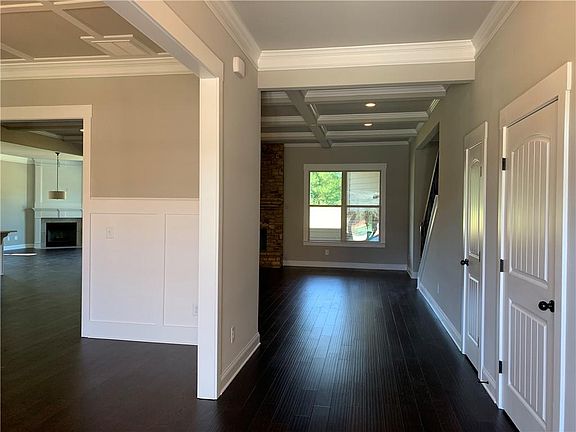 4th image of 2101 Rosebury Park Dr