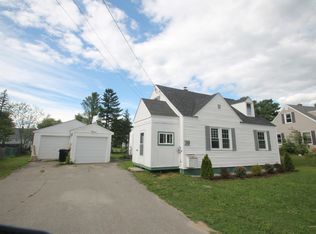 20 Lincoln St, Brewer, ME 04412