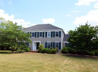 90 Ridgeview Dr, Belle Mead, NJ 08502