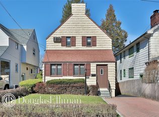 142 Pershing Ave, New Rochelle, NY 10801