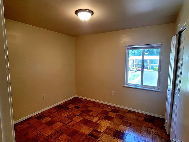 1702 Carlisle Ave #27 — Photo 11