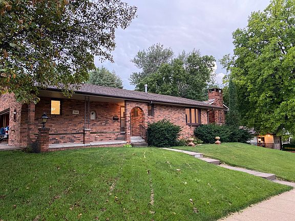 3rd image of 5141 L St
