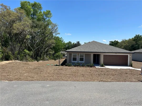 2850 W Camilo Dr, Citrus Springs, FL 34433