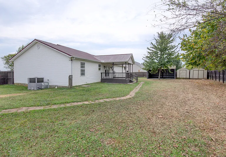 16 Winding Oaks — Photo 48