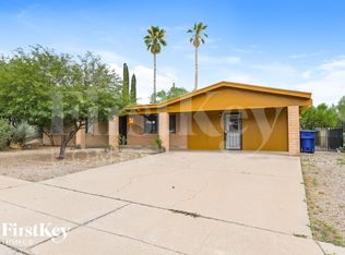 9820 E Domenic Ln, Tucson, AZ 85730