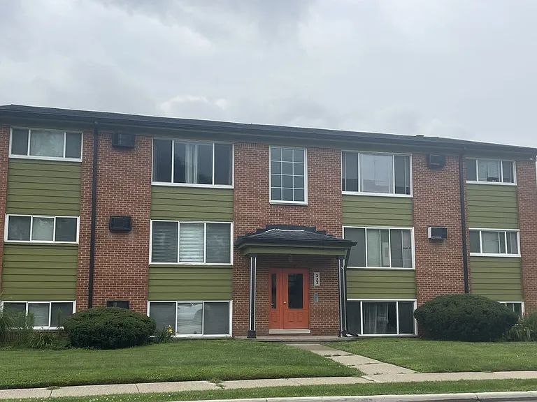 333 Marshall Apartments — Photo 15