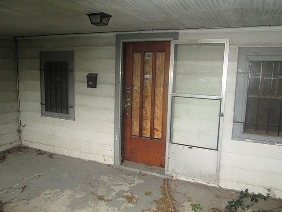 2nd image of 3236 Rowland Ave