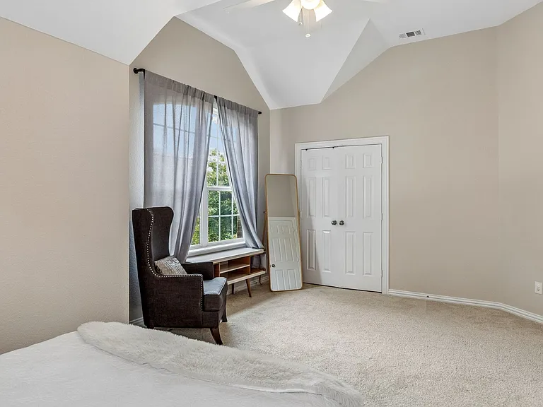 2245 Jaguar Dr — Photo 28