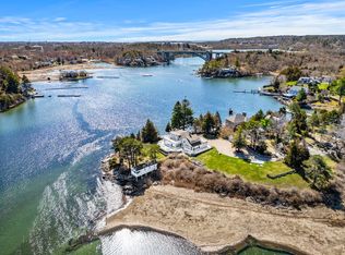 62 Crafts Rd, Gloucester, MA 01930