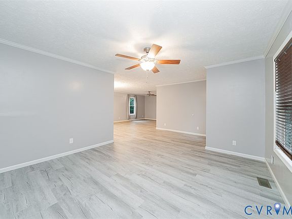 3rd image of 11761 Twin Brooks Way