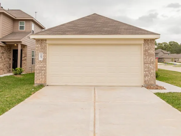 504 Meadow Park Ln, Willis, TX 77378