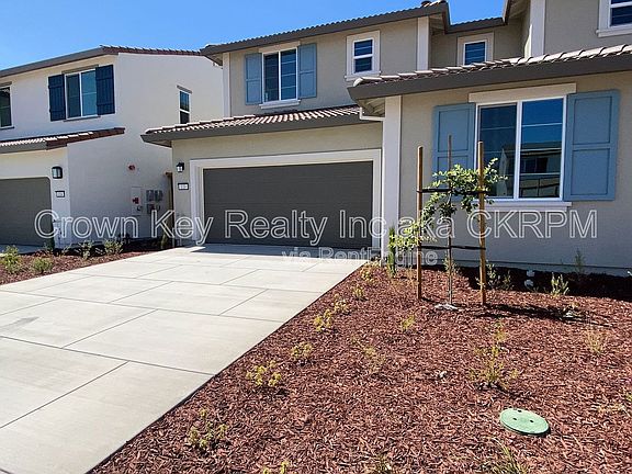 2nd image of 120 W Adriana Dr
