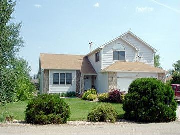 2nd image of 414 Ruby Dr