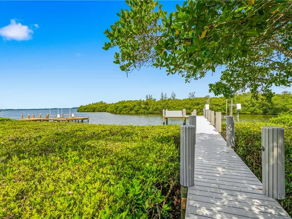 2100 Seminole Shores Ln, Vero Beach, FL 32963