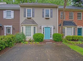592 Saint James Walk SE, Marietta, GA 30067
