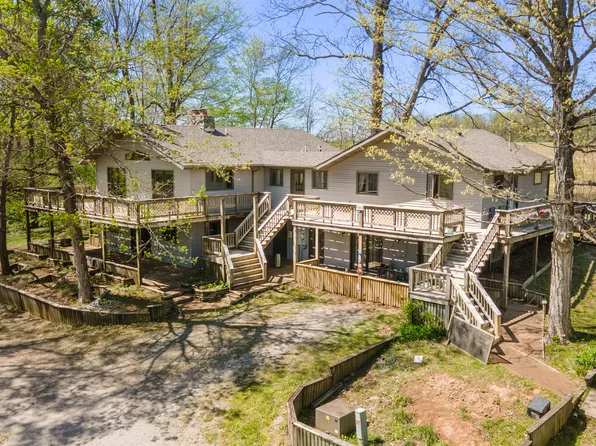 135 Ashwood Ln, Anna, IL 62906