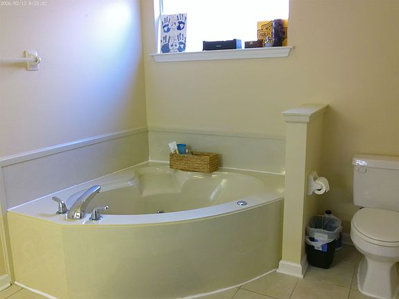 4th image of 6141 Woodstock View Dr