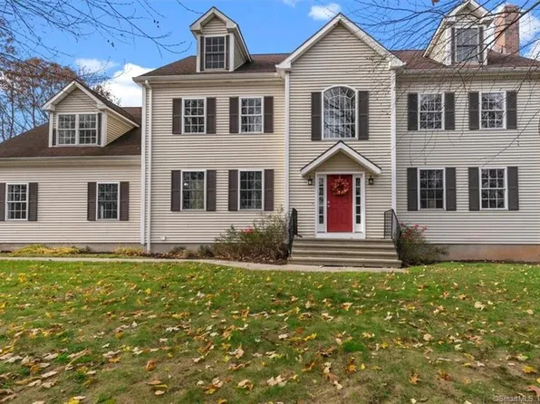 35 Lakewood Drive, Madison, CT 06443
