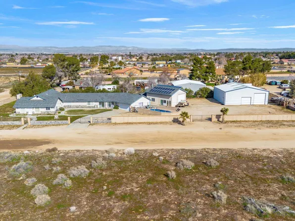 2051 W Avenue L8, Lancaster, CA 93536