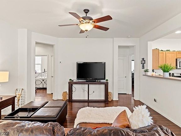 4th image of 177 Canyon Blue Ave