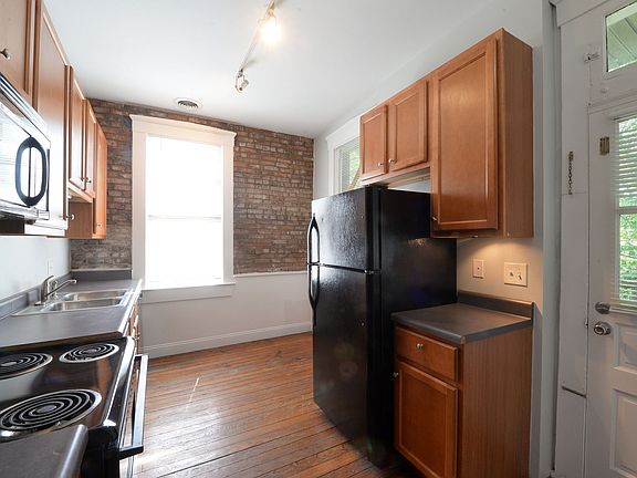 3rd image of 2406 S 13th St #2R