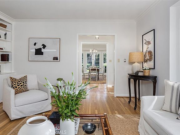 5th image of 1875 Braeburn Rd