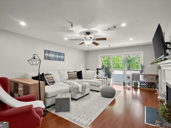 305 Ridley Howard Ct, Decatur, GA 30030