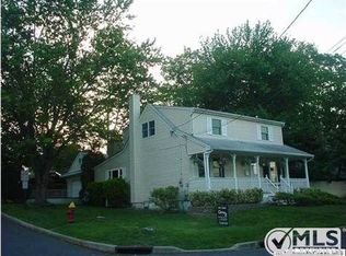 408 Riverdale Dr, Keyport, NJ 07735