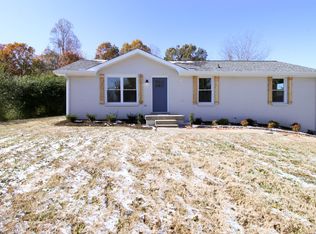 3085 Southwark Dr, Springfield, TN 37172