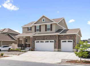 33 E Delgada Ln, Stansbury Park, UT 84074